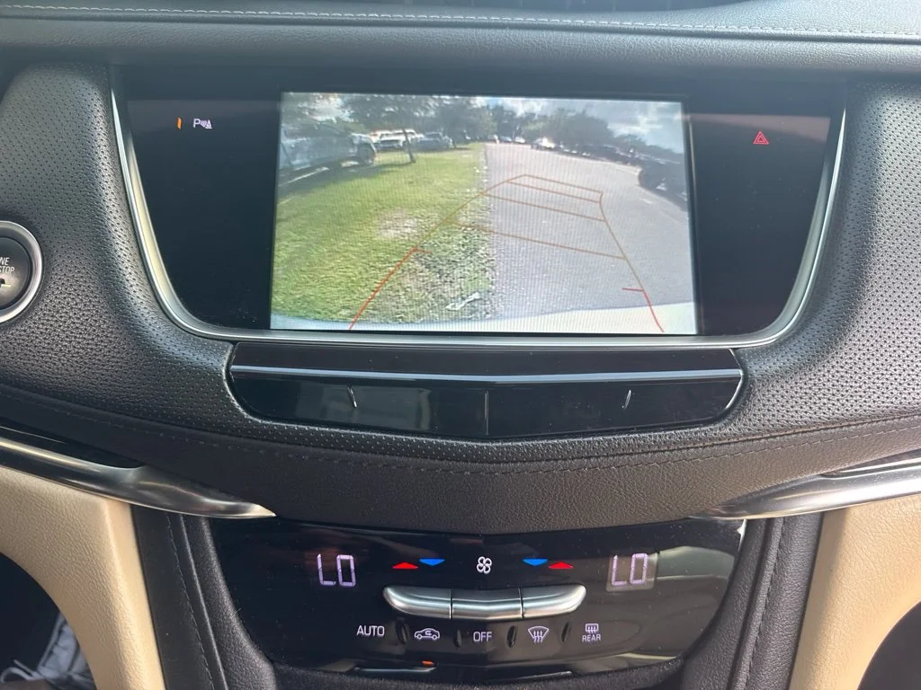 Used 2019 Silver Cadillac Base image 11