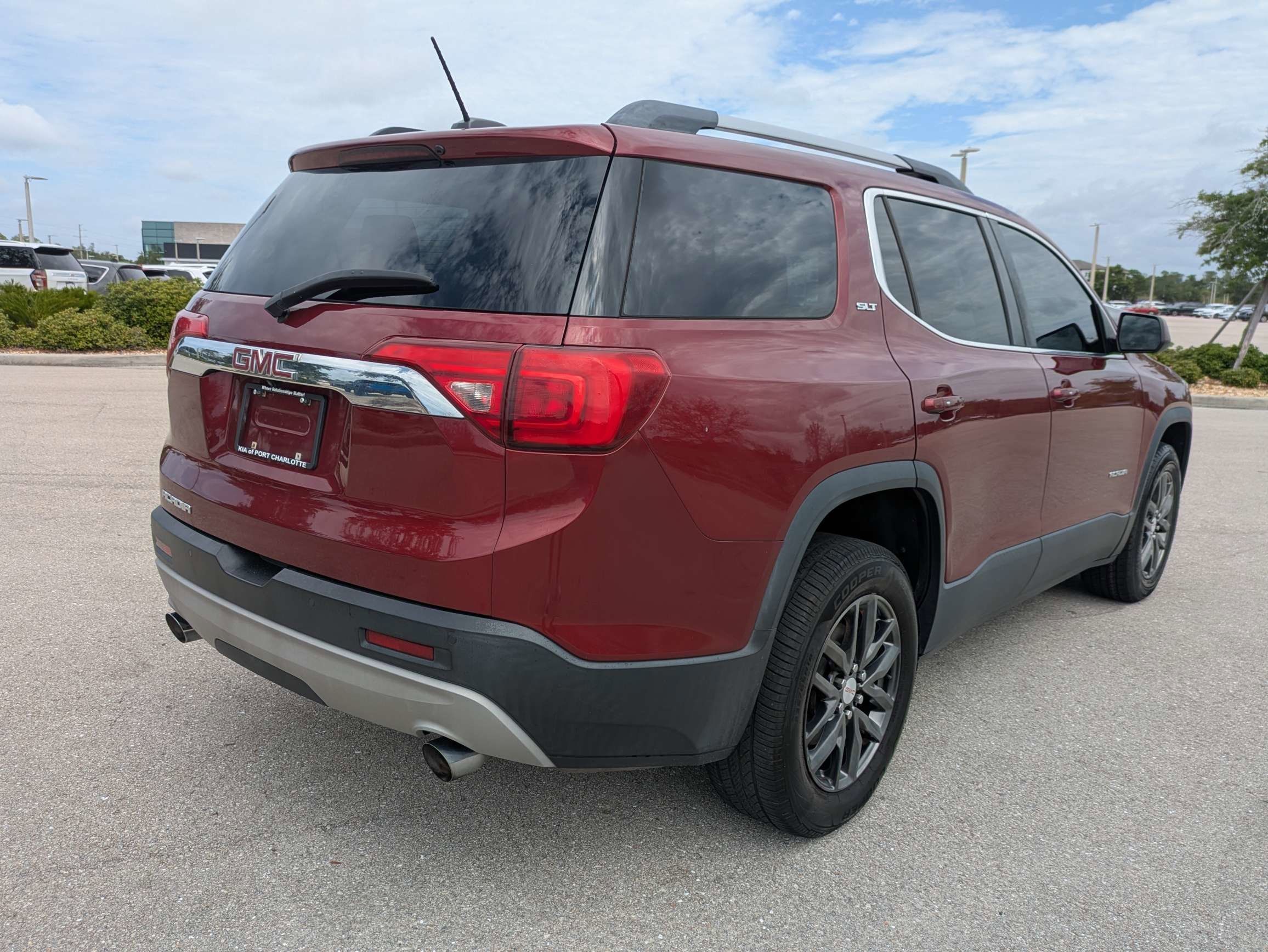 Used 2018 Crimson Red Tintcoat GMC SLT image 5