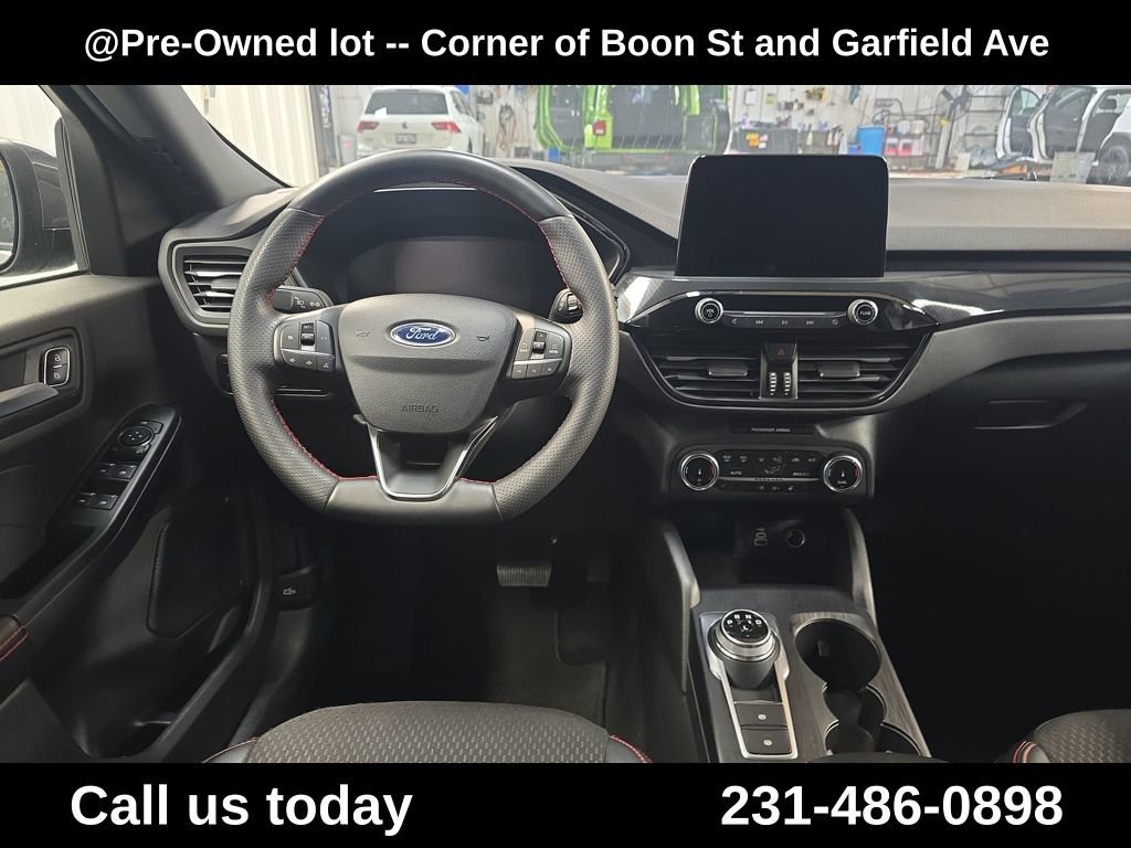 Used 2025 Gray Ford ST-Line Select image 29