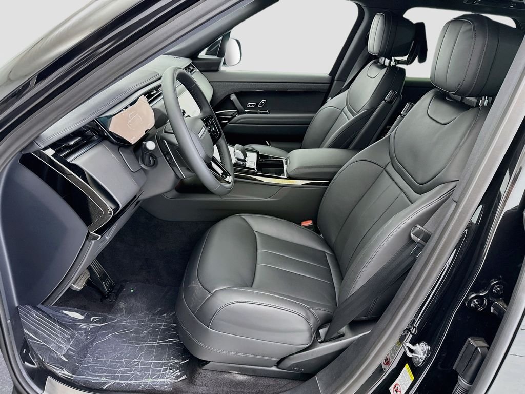 New 2026 Santorini Black Land Rover Dynamic SE image 18