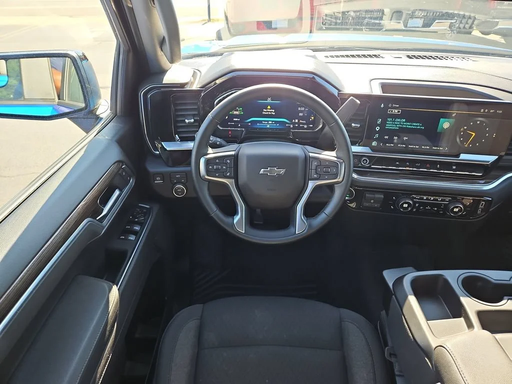 Used 2026 Riptide Blue Metallic Chevrolet RST image 13