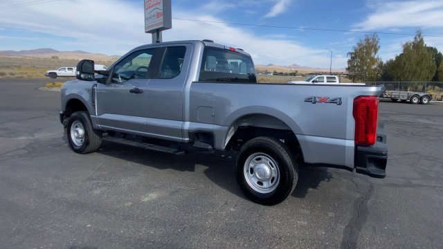 Used 2023 Iconic Silver Ford XL image 6