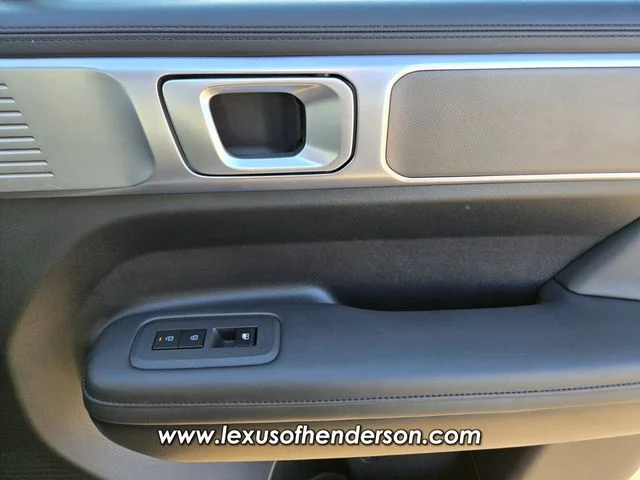 2025 Hyundai Santa Fe SEL - Photo 18
