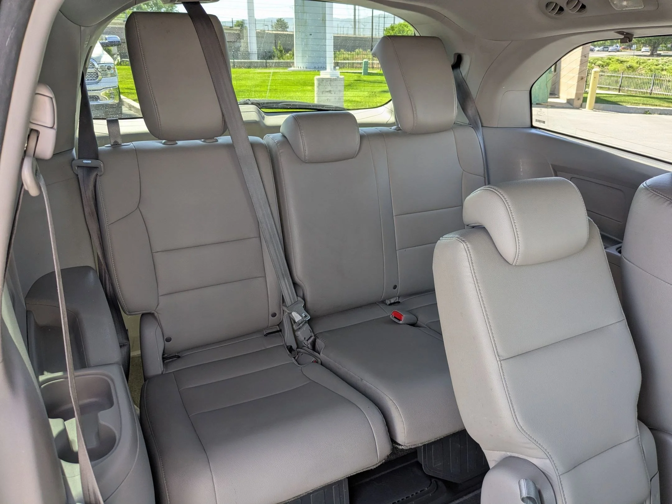 Used 2015 Modern Steel Metallic Honda EX-L image 28