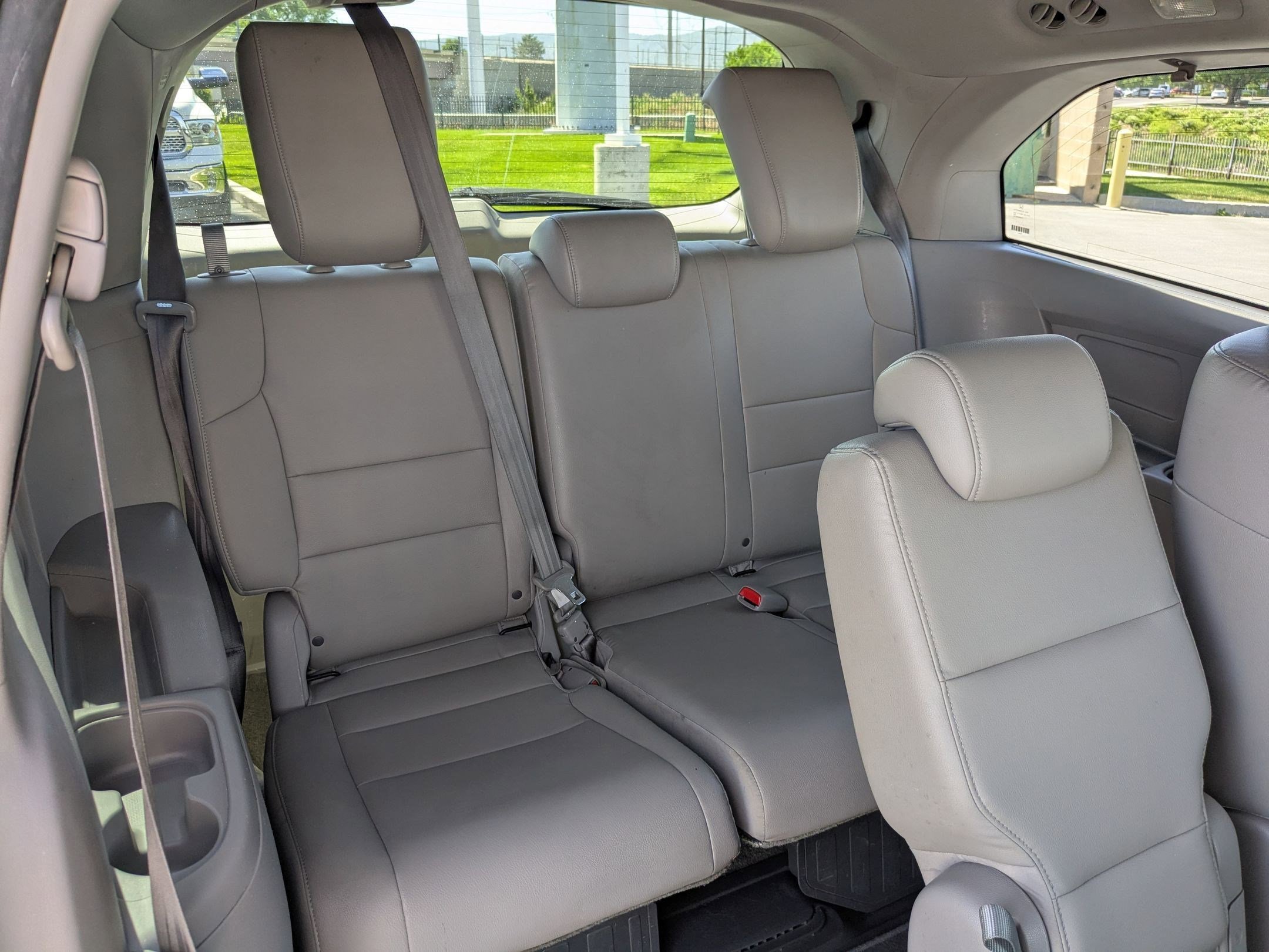 Used 2015 Modern Steel Metallic Honda EX-L image 28