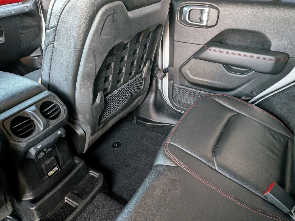 Used 2019 White Jeep Unlimited Rubicon image 35