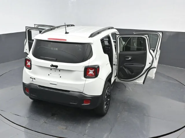Certified Used 2023 Alpine White Clearcoat Jeep Latitude image 25