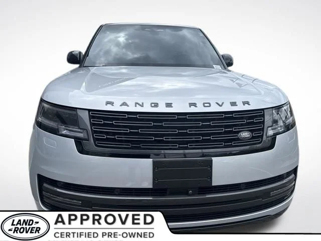 Certified Used 2024 Gray Land Rover SE image 6
