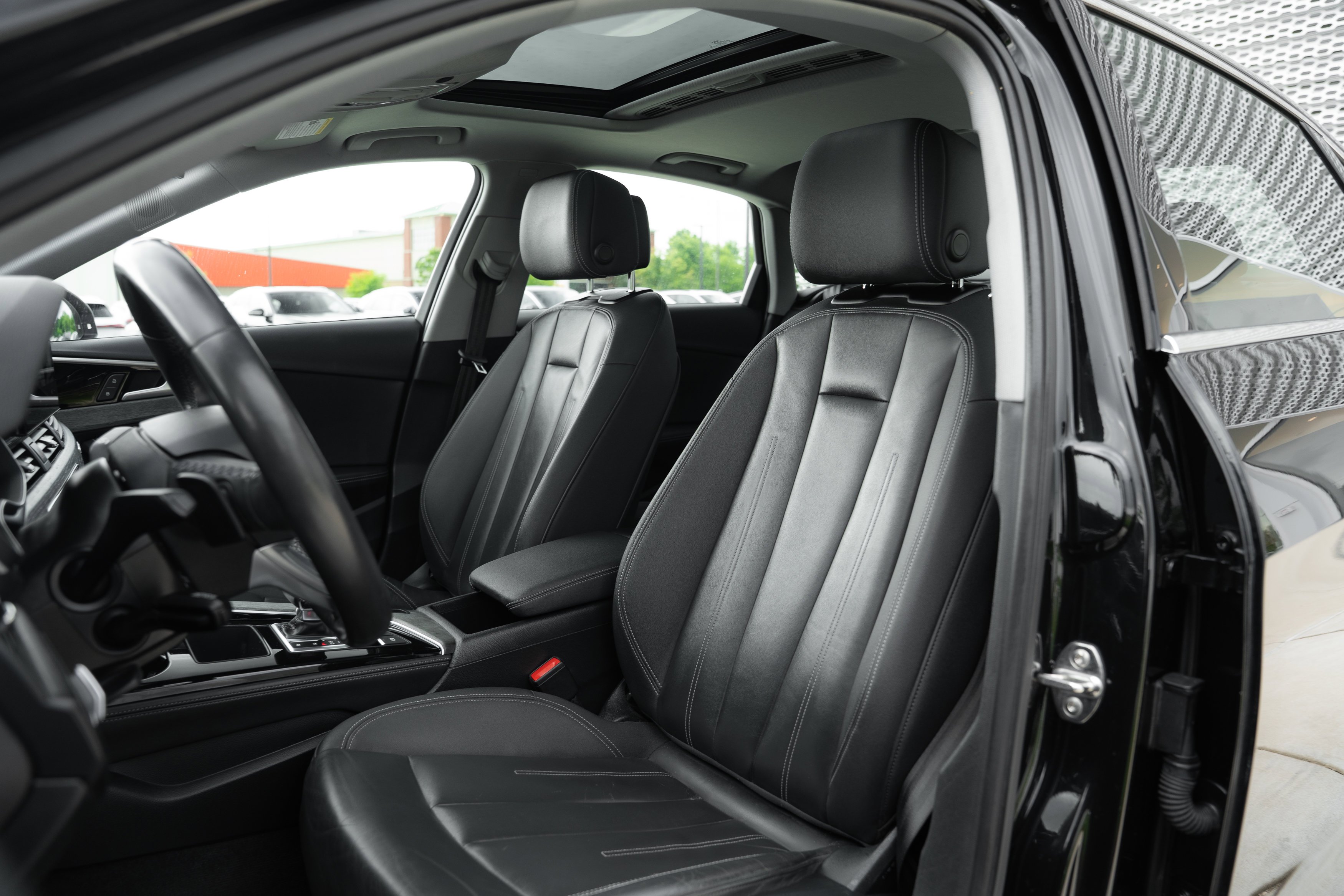Used 2021 Mythos Black Metallic Audi Premium Plus image 22