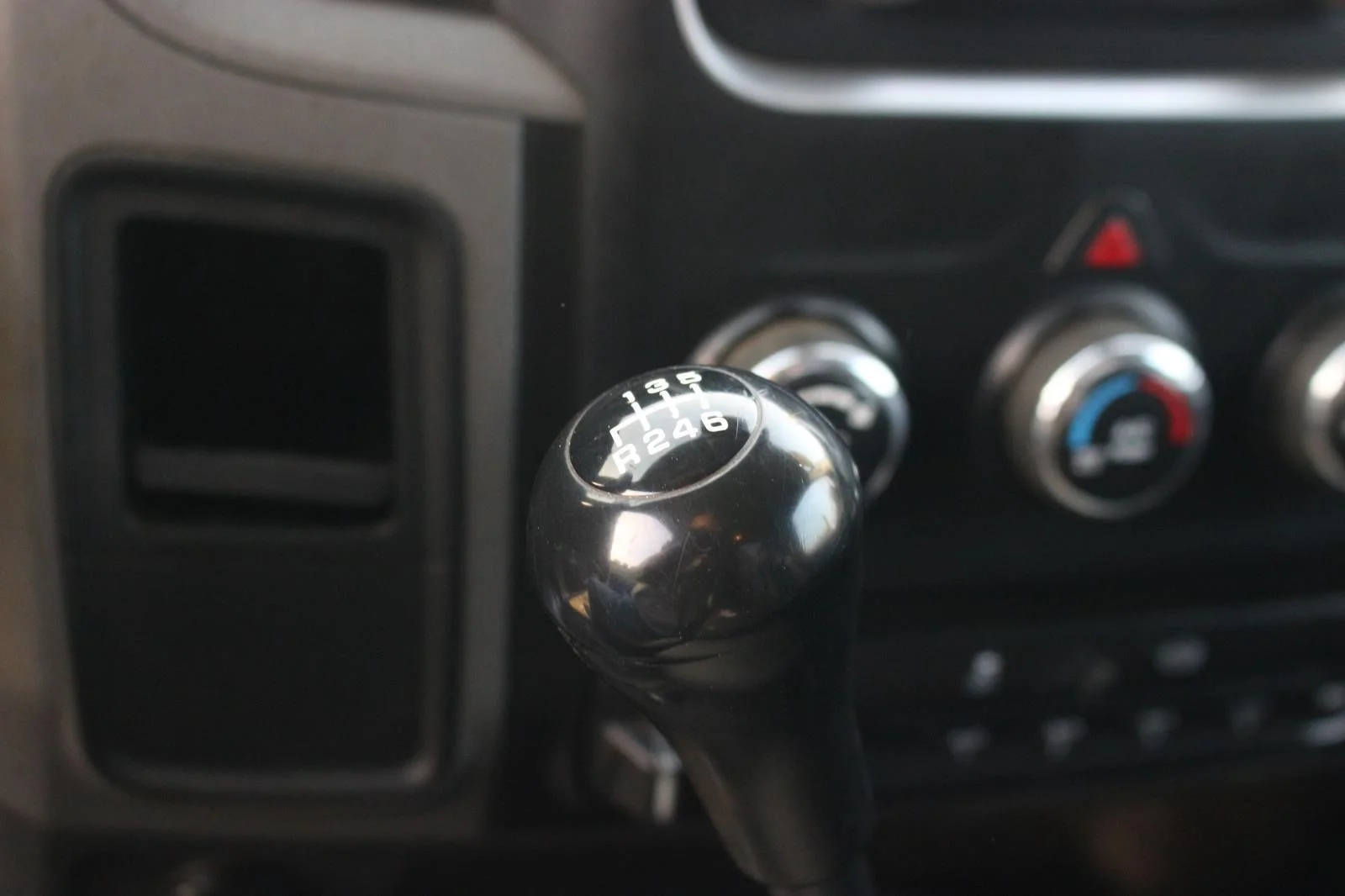 Used 2014 White Ram Tradesman image 19