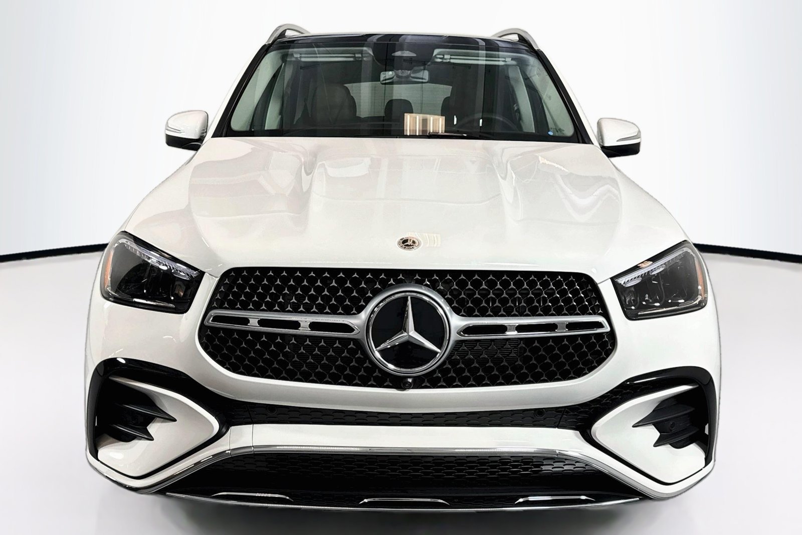 New 2026 Polar White Mercedes-Benz GLE 450 image 2
