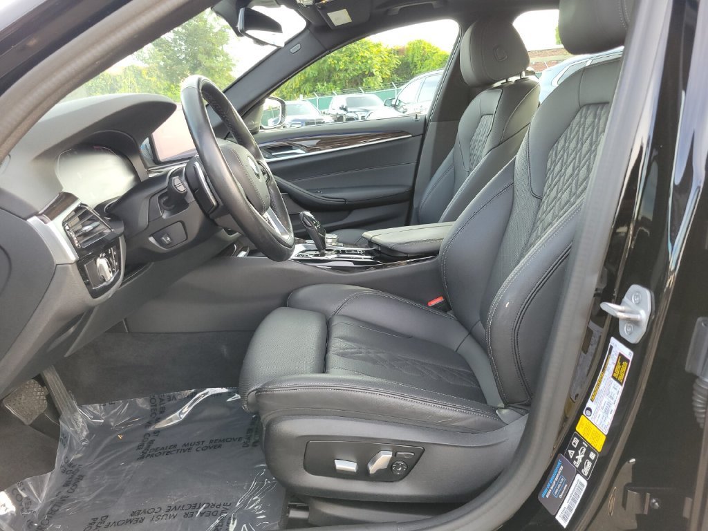 Used 2023 Black BMW 530i xDrive image 21