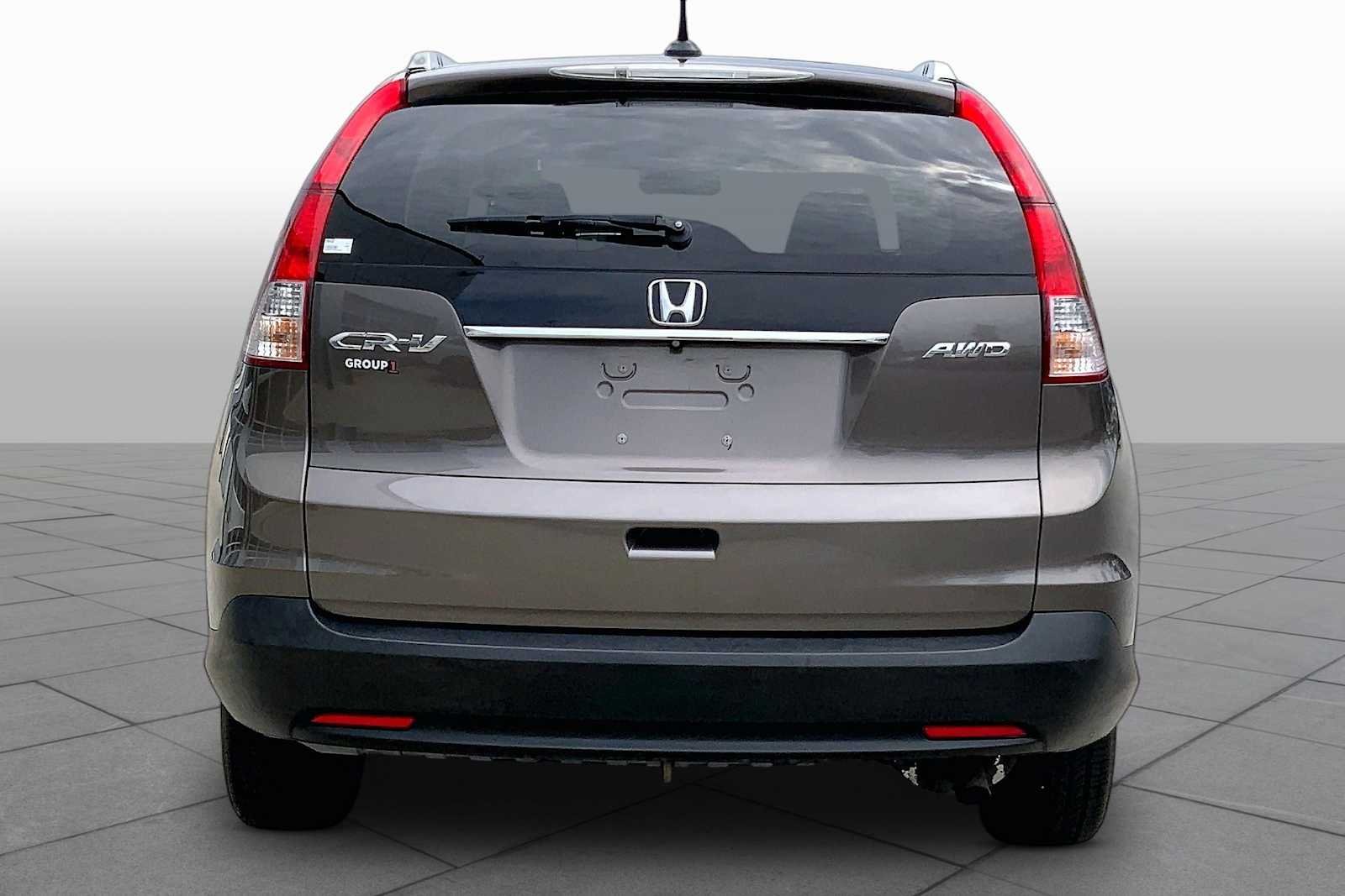 Used 2014 Urban Titanium Metallic Honda EX-L image 5