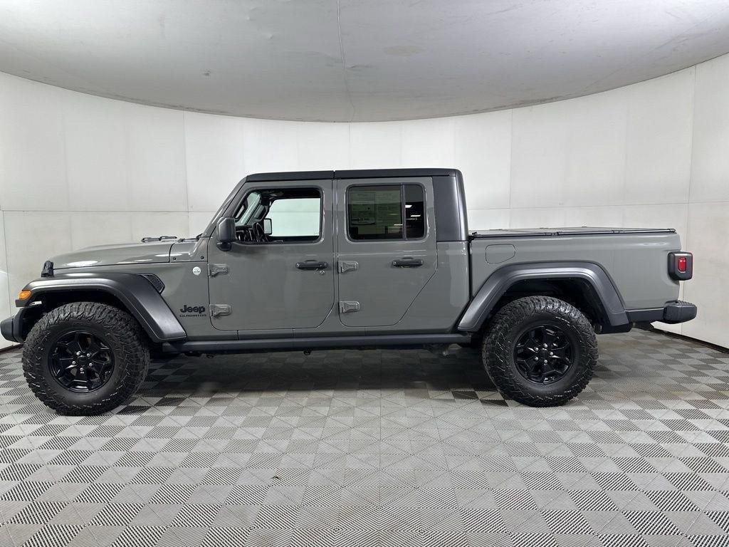 Used 2020 Sting-Gray Clearcoat Jeep Sport S image 18