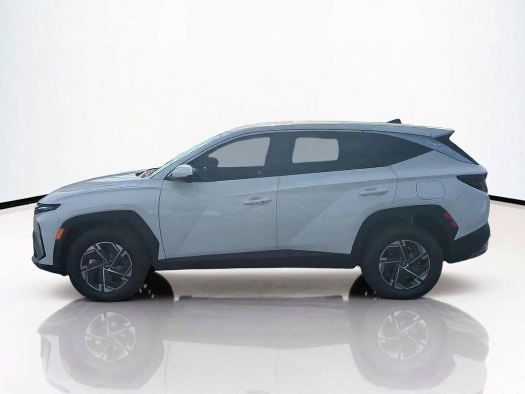 New 2026 White Hyundai Blue image 8