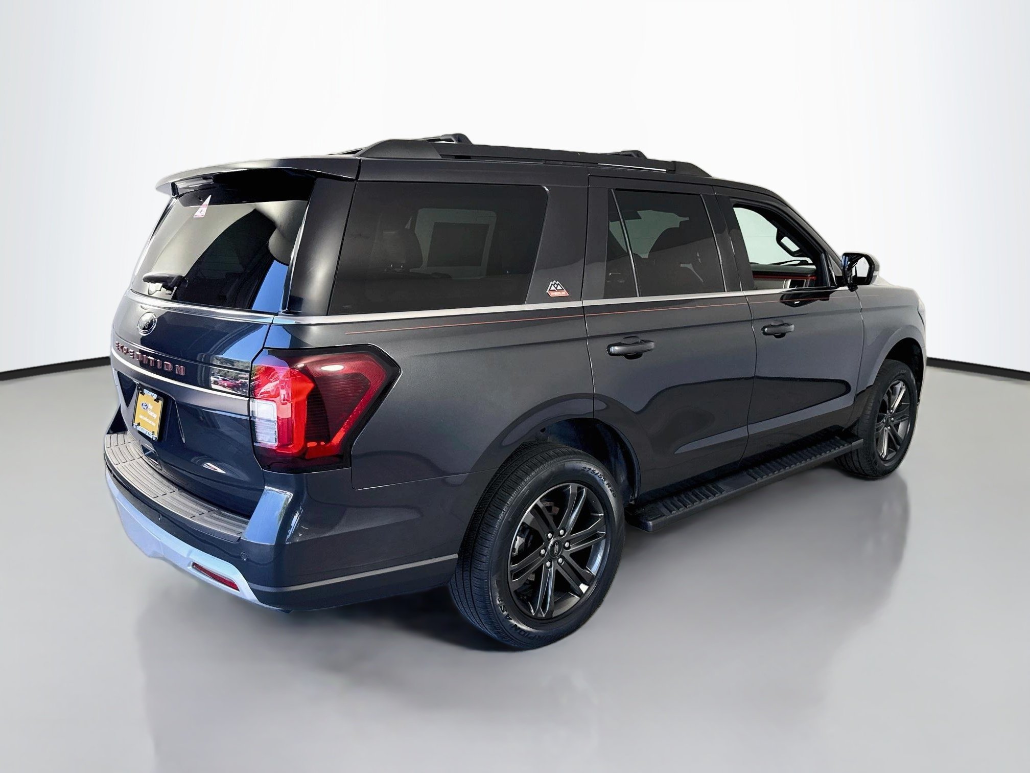 Used 2022 Dark Matter Metallic Ford Timberline image 7