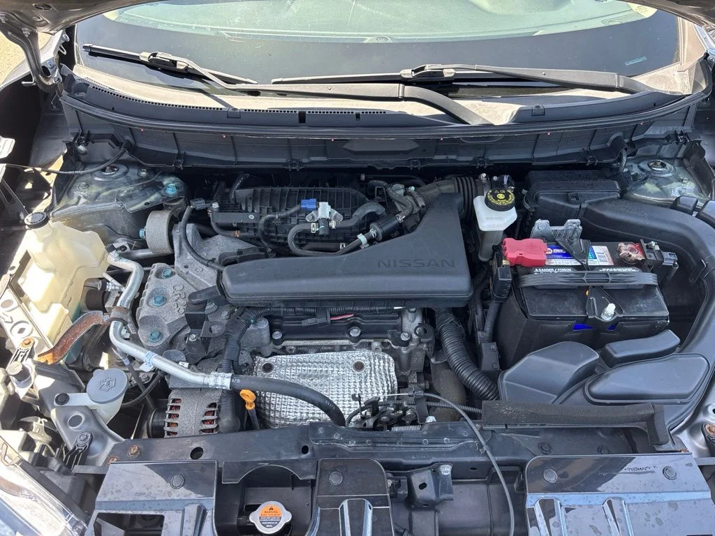 Used 2019 Gray Nissan SV image 13