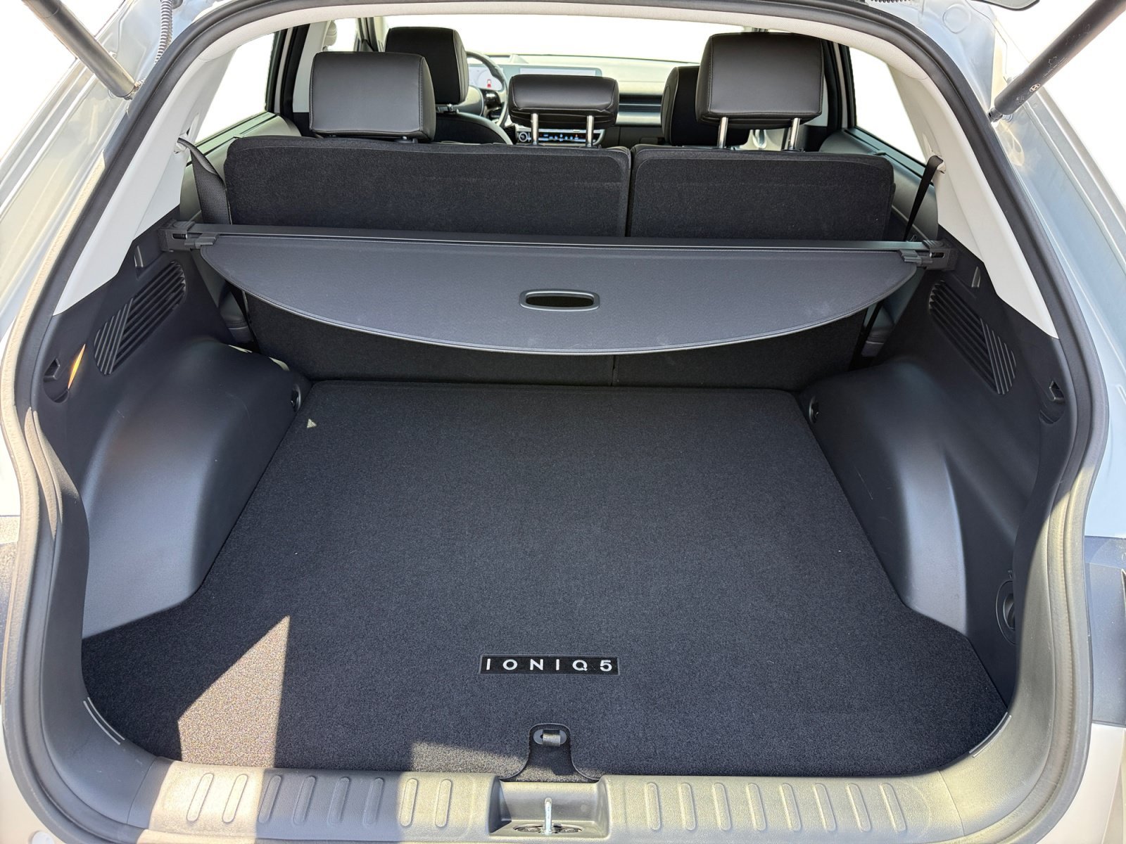 Certified Used 2023 Gold Hyundai Limited image 17