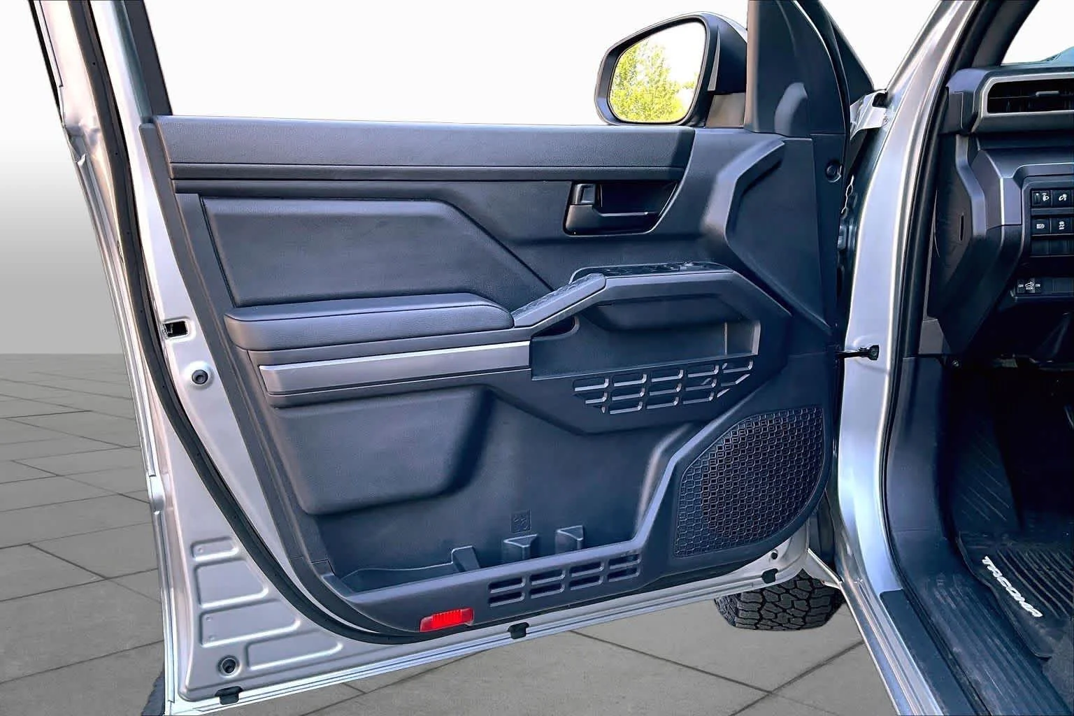 Used 2025 Celestial Silver Metallic Toyota SR5 image 22