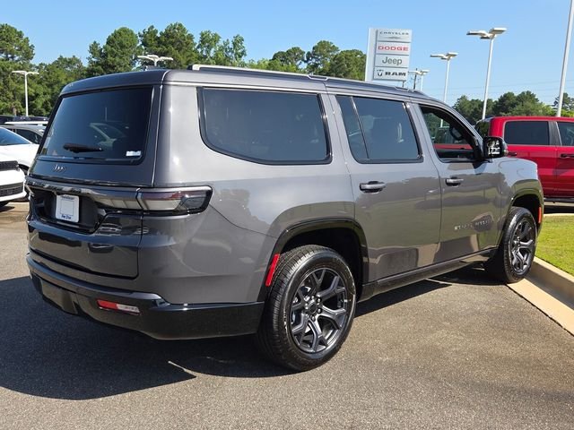 New 2026 Baltic-Gray Metallic Clear-Coat Exterior Paint Jeep Limited image 14