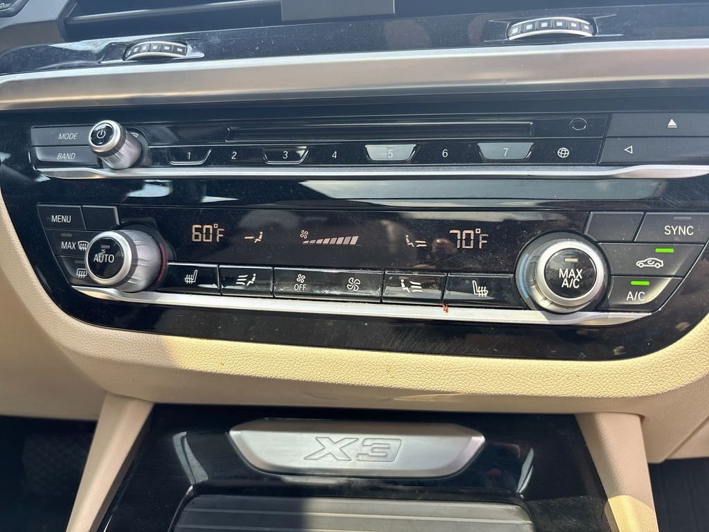 Used 2019 Green BMW sDrive30i image 30