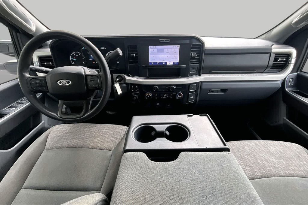 Used 2025 White Ford XLT image 16