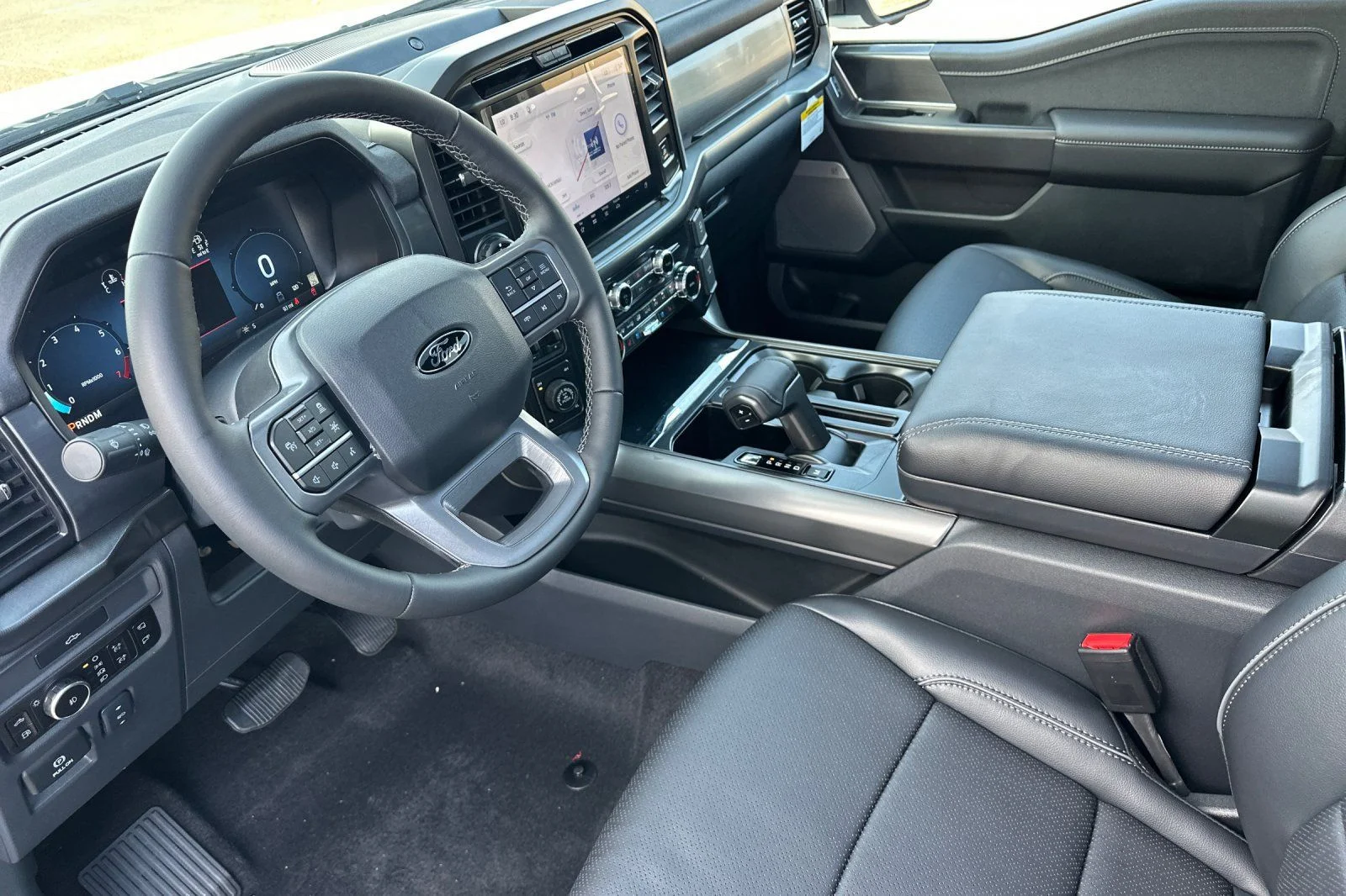 New 2026 Star White Metallic Tri-Coat Ford Lariat® image 6
