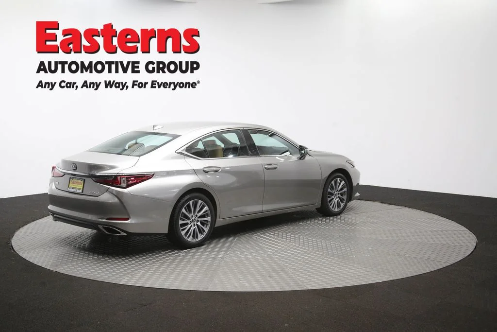 Used 2021 Silver Lexus 350 image 42