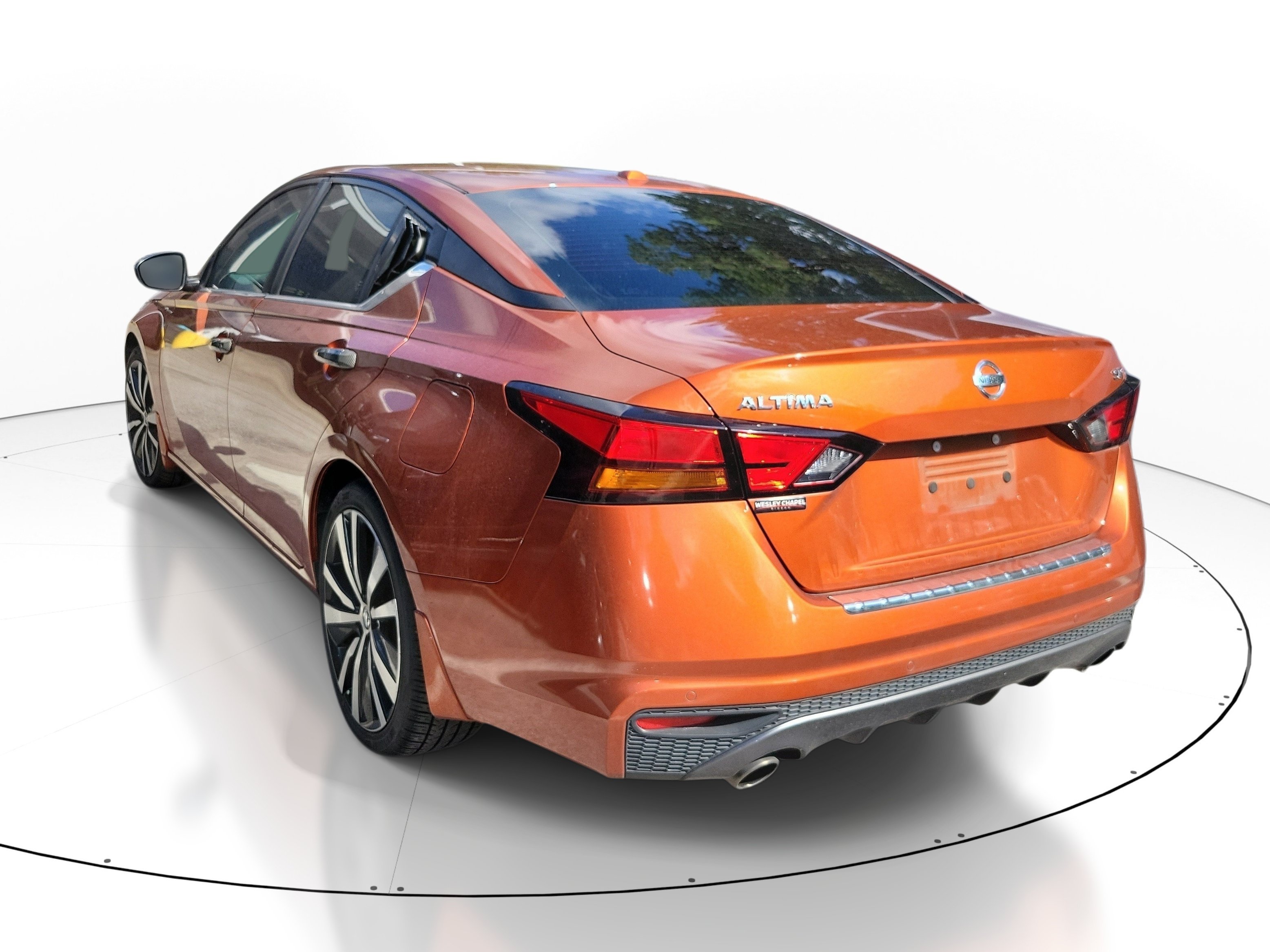 Used 2021 Sunset Drift Chromaflair Nissan 2.5 SR image 3