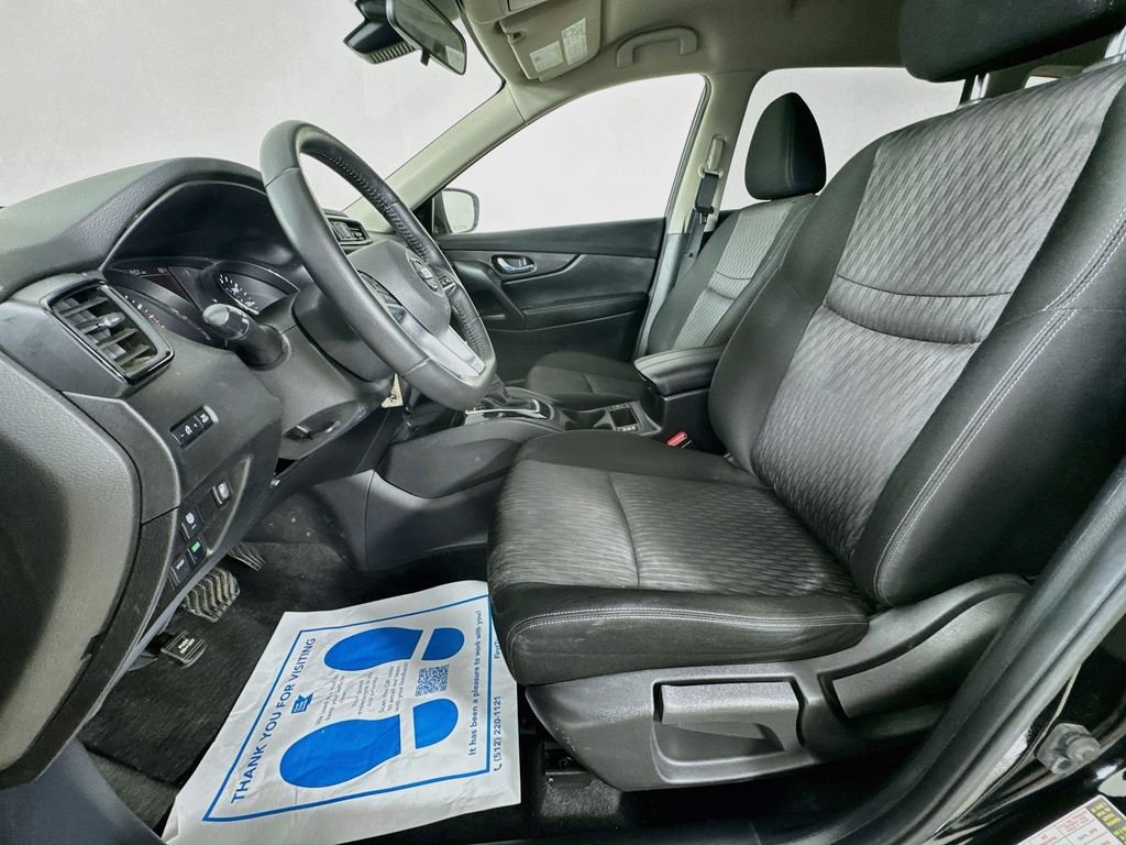 Used 2019 Magnetic Black Pearl Nissan S image 25