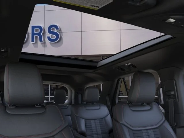 New 2026 Space White Metallic Ford ST-Line image 53