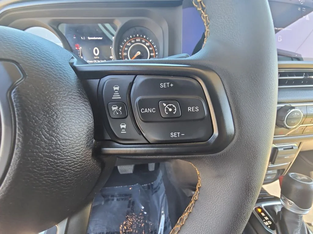 Used 2024 Gray Jeep Sport S image 18