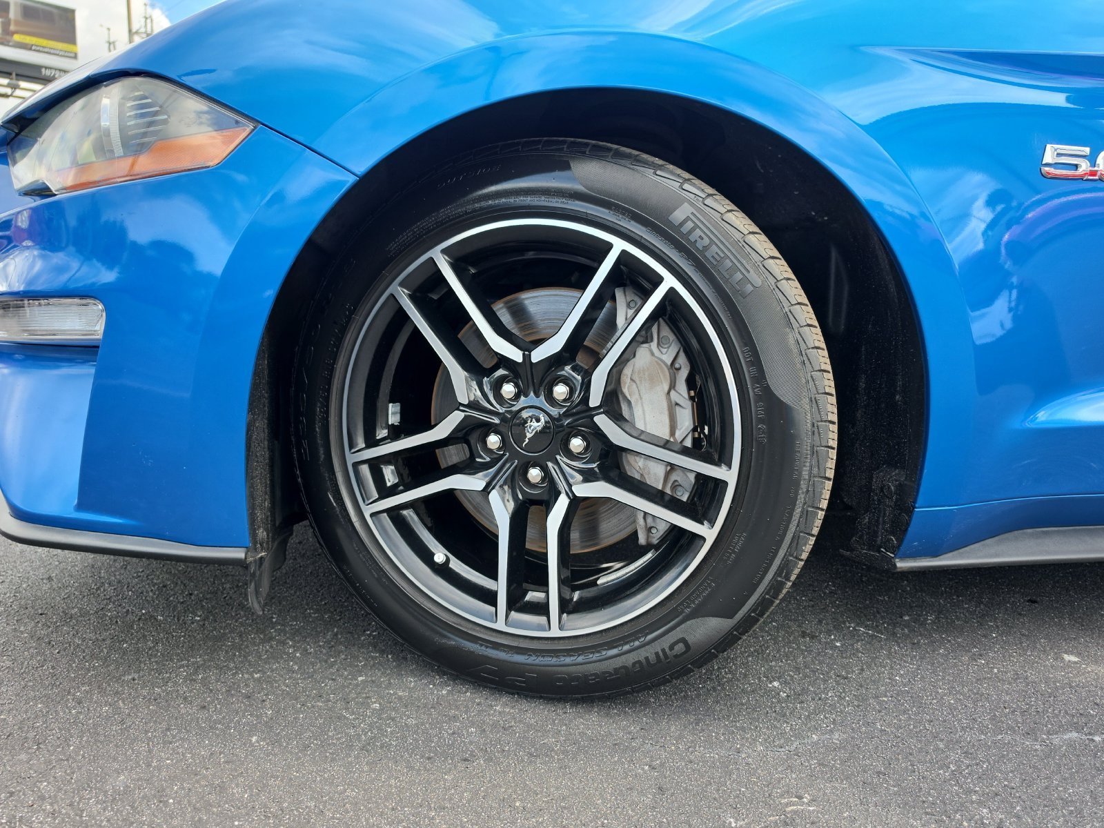 Used 2019 Blue Metallic Ford GT Premium image 28