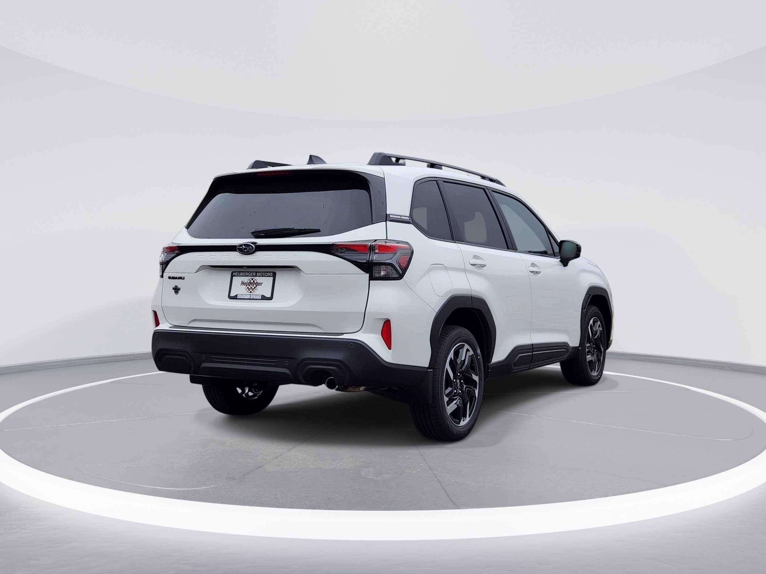 New 2026 CRYSTAL WHITE PEARL Subaru Limited image 5