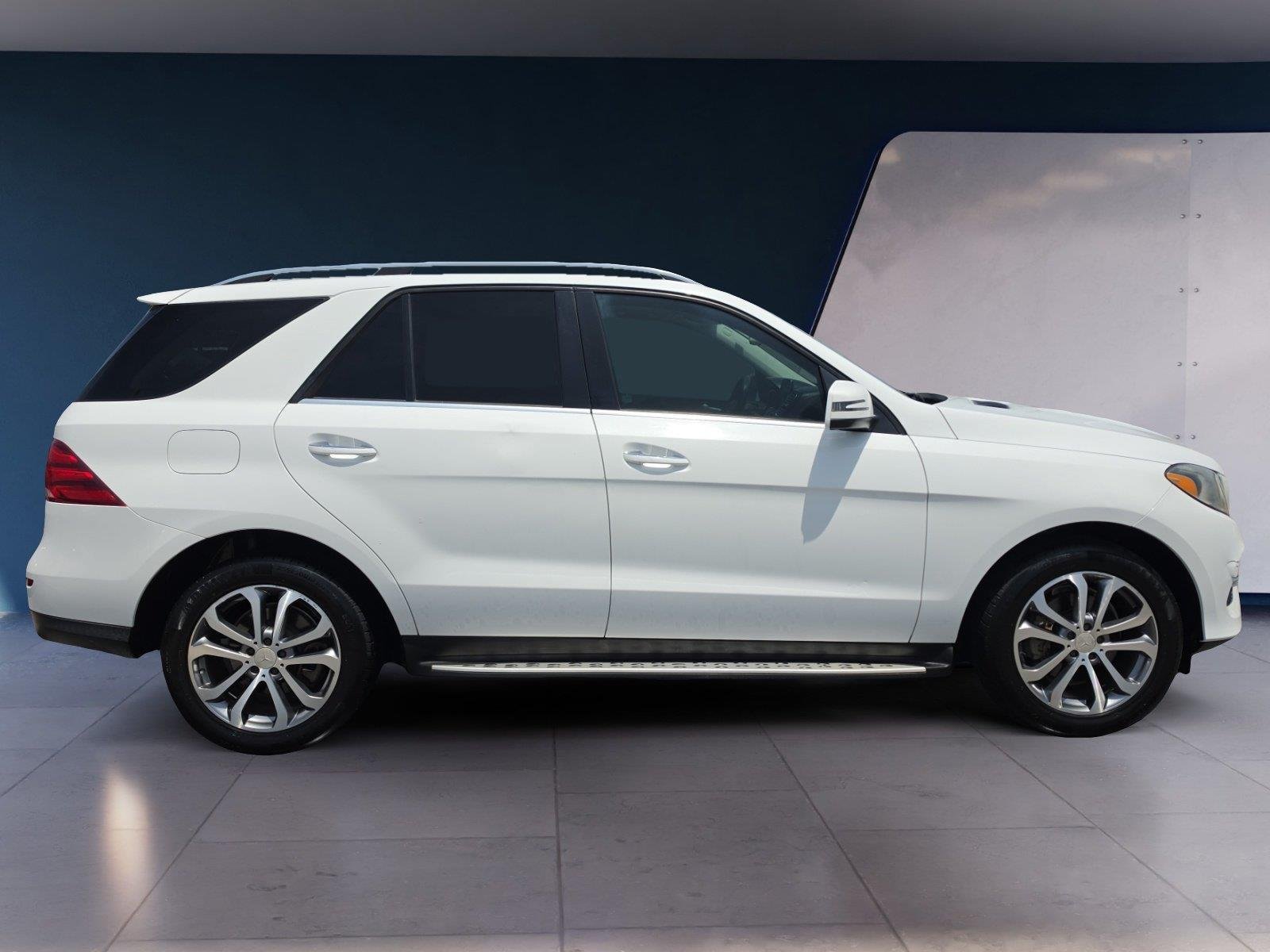 Used 2016 designo Diamond White Metallic Mercedes-Benz GLE 350 image 6