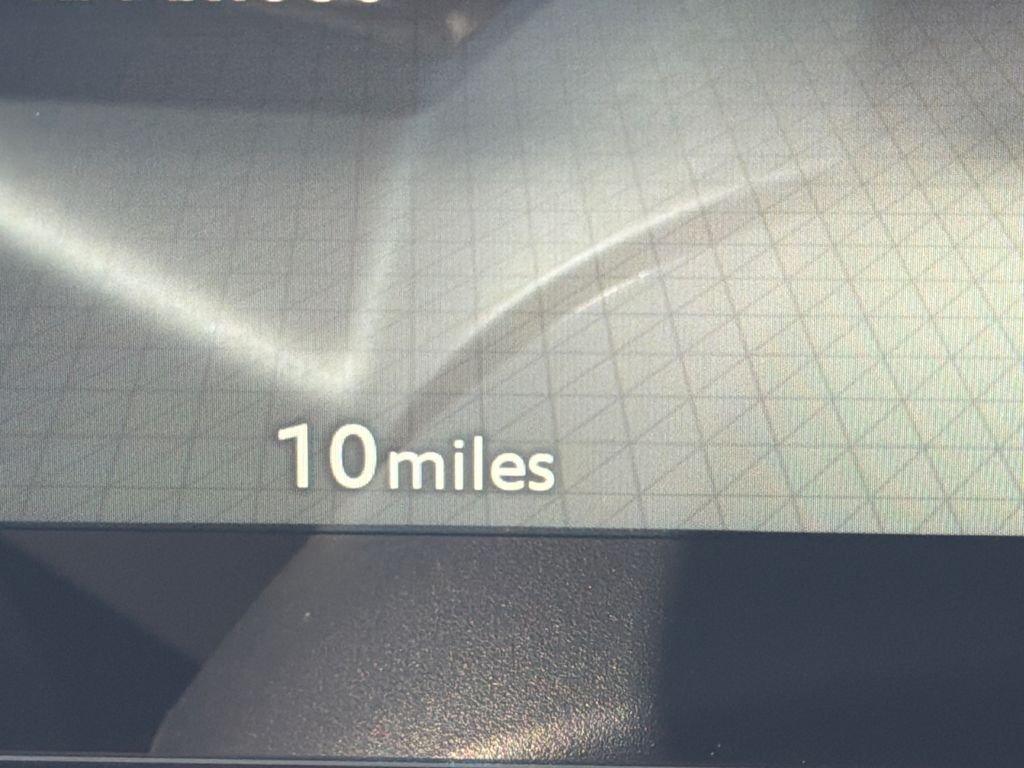 New 2026 Nissan Kicks SR 4D Sport Utility