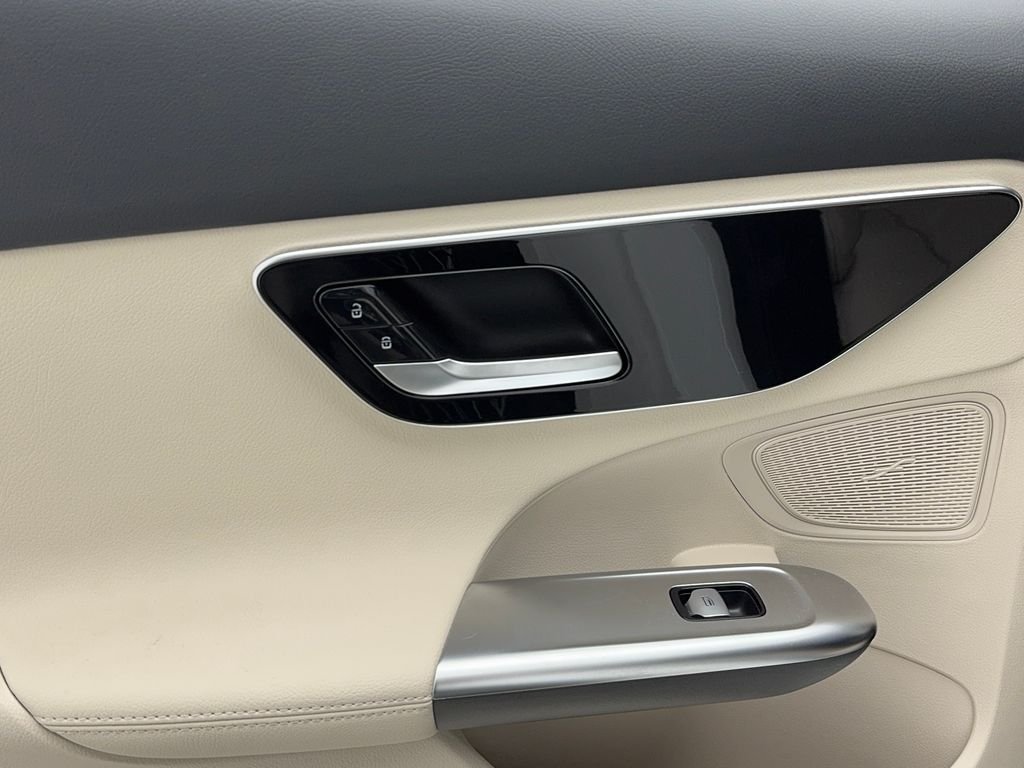 2024 Mercedes-Benz C-Class Sedan C 300 - Photo 46