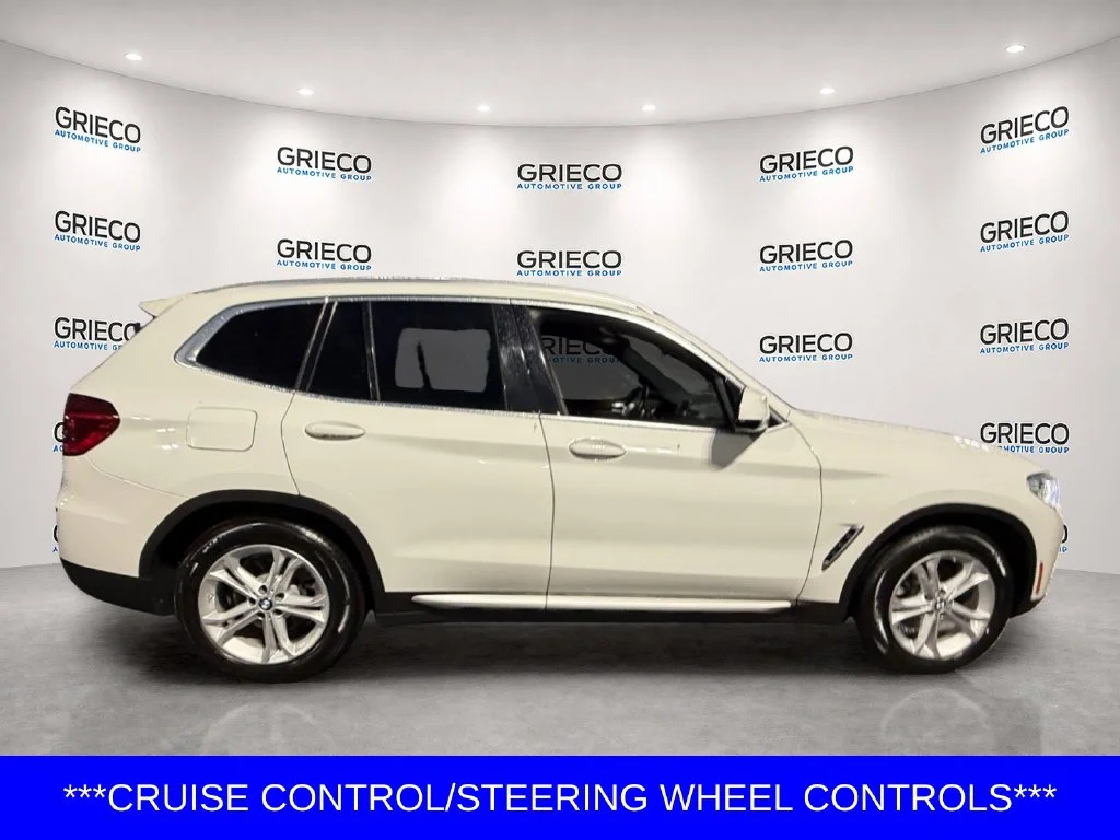 Used 2021 White BMW xDrive30i image 8