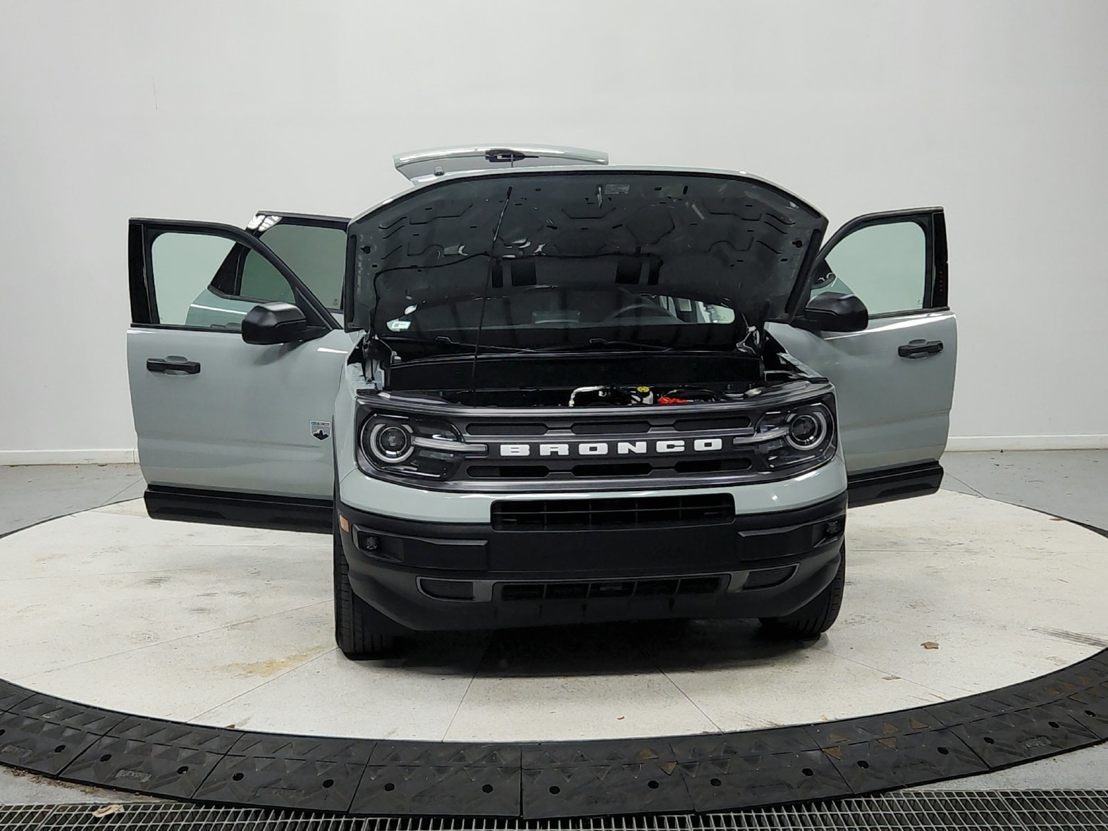 Used 2021 Green Ford Big Bend image 11