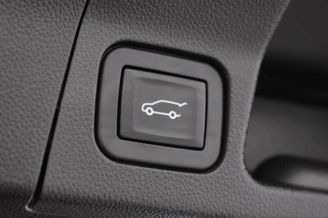 Used 2019 White GMC SLT-1 image 15