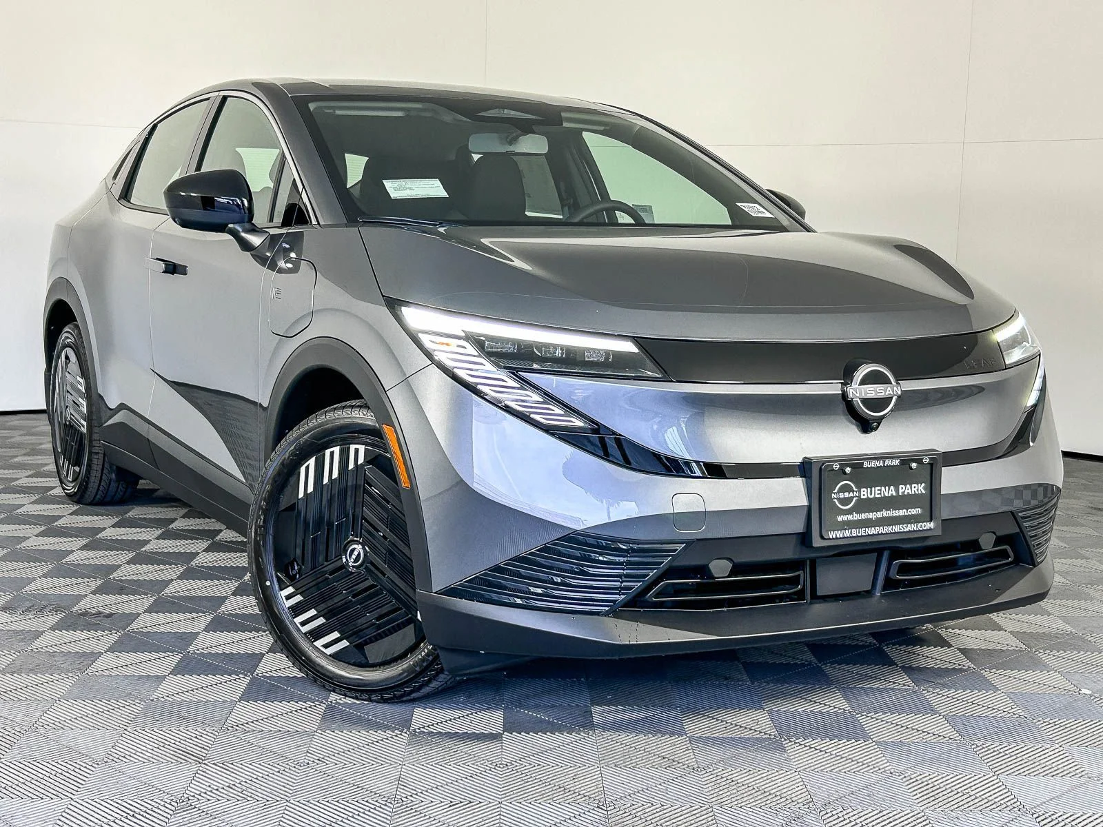 2026 Nissan Leaf S+'s photo