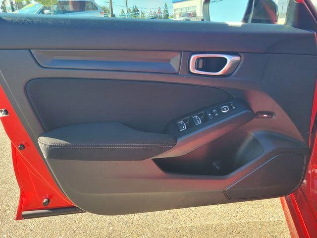 Used 2023  Honda Sport image 18
