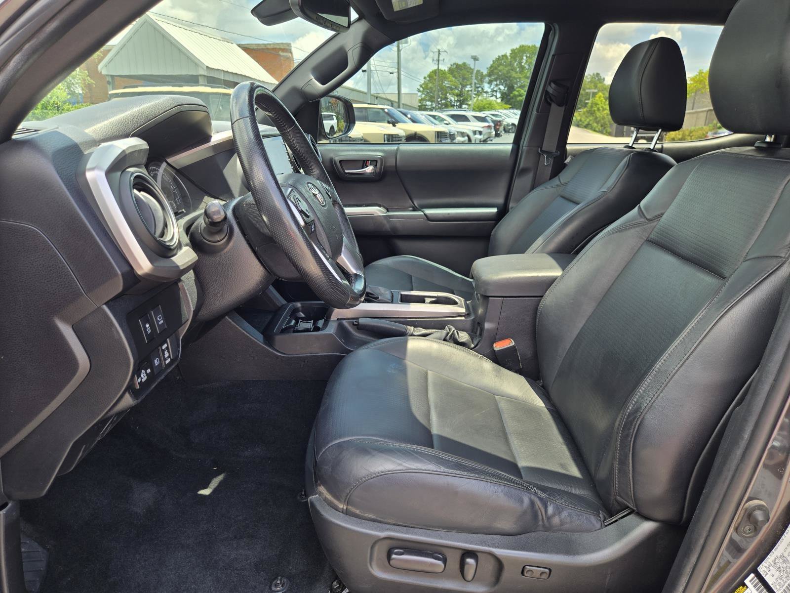 2023 Toyota Tacoma Limited - Photo 21
