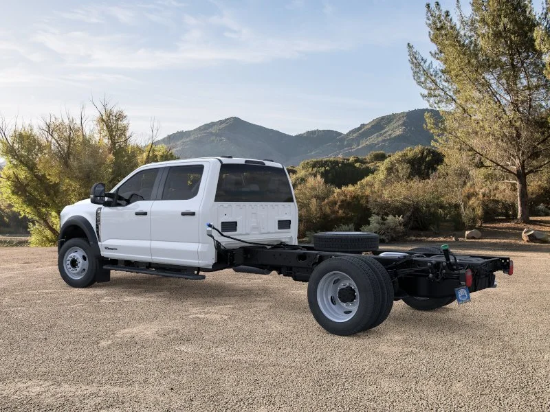 New 2026 Oxford White Ford F-550® XL image 27