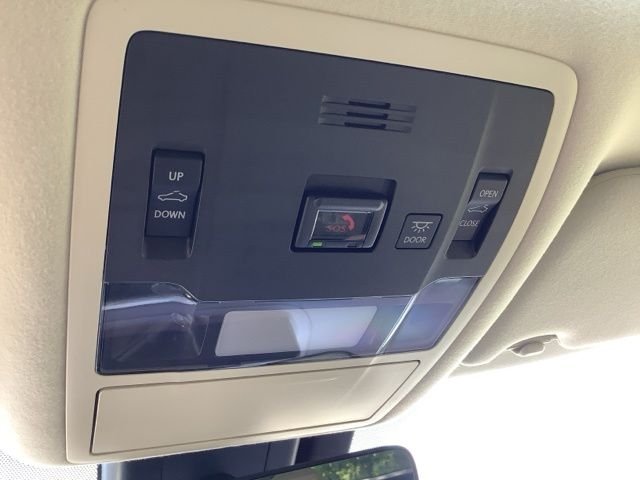 Used 2020 Silver Lexus 350 image 36