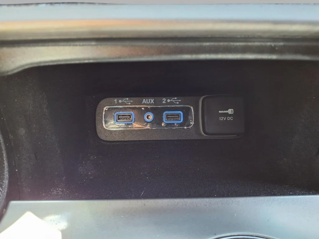 Used 2021 White Jeep Limited image 11