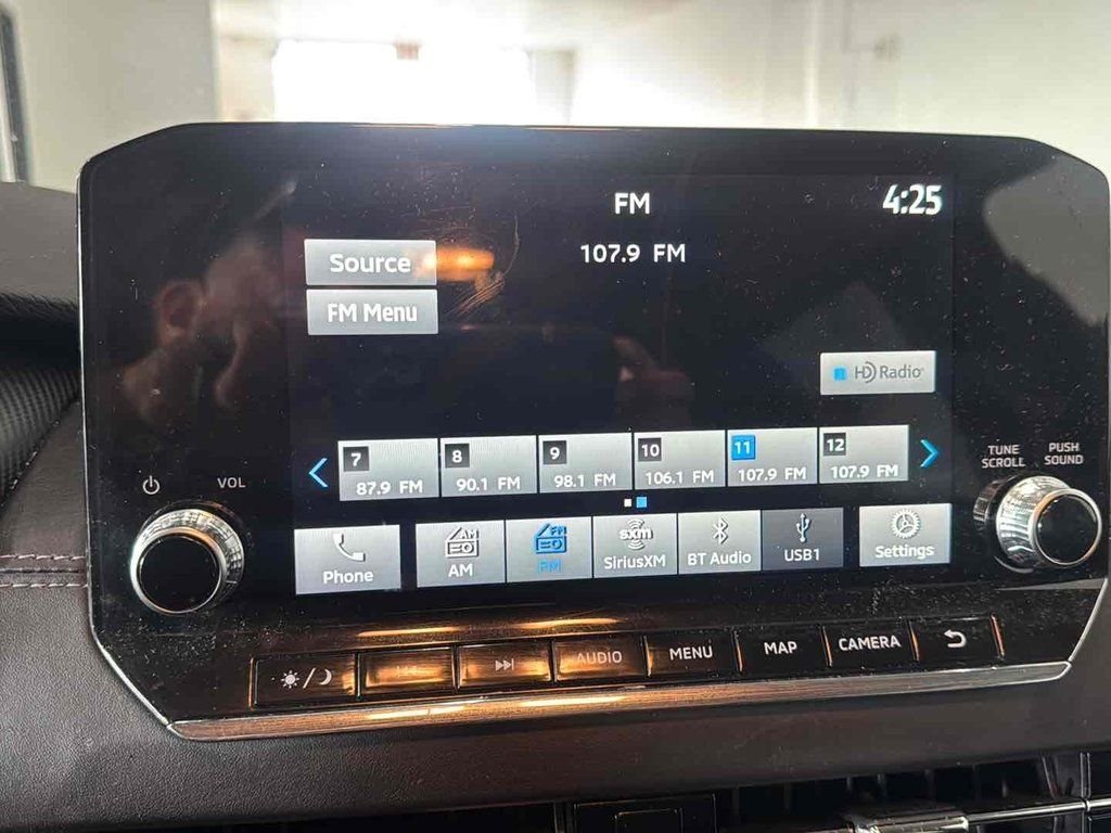 Used 2024 Black Mitsubishi SE Black Edition image 45