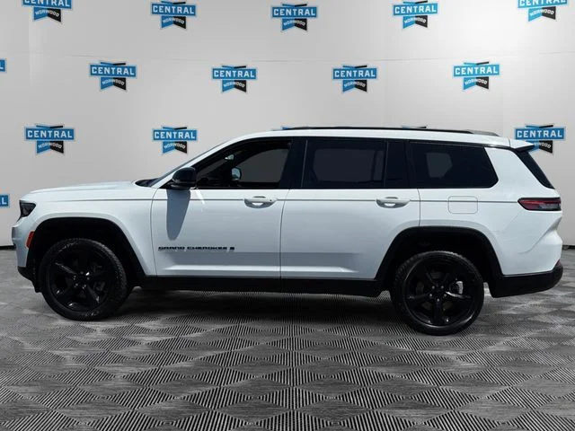 Certified Used 2023 White Jeep Altitude image 3