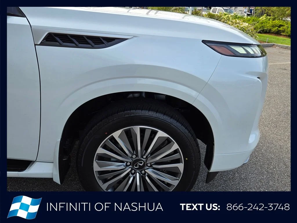New 2027 RADIANT WHITE INFINITI Luxe 4WD image 14