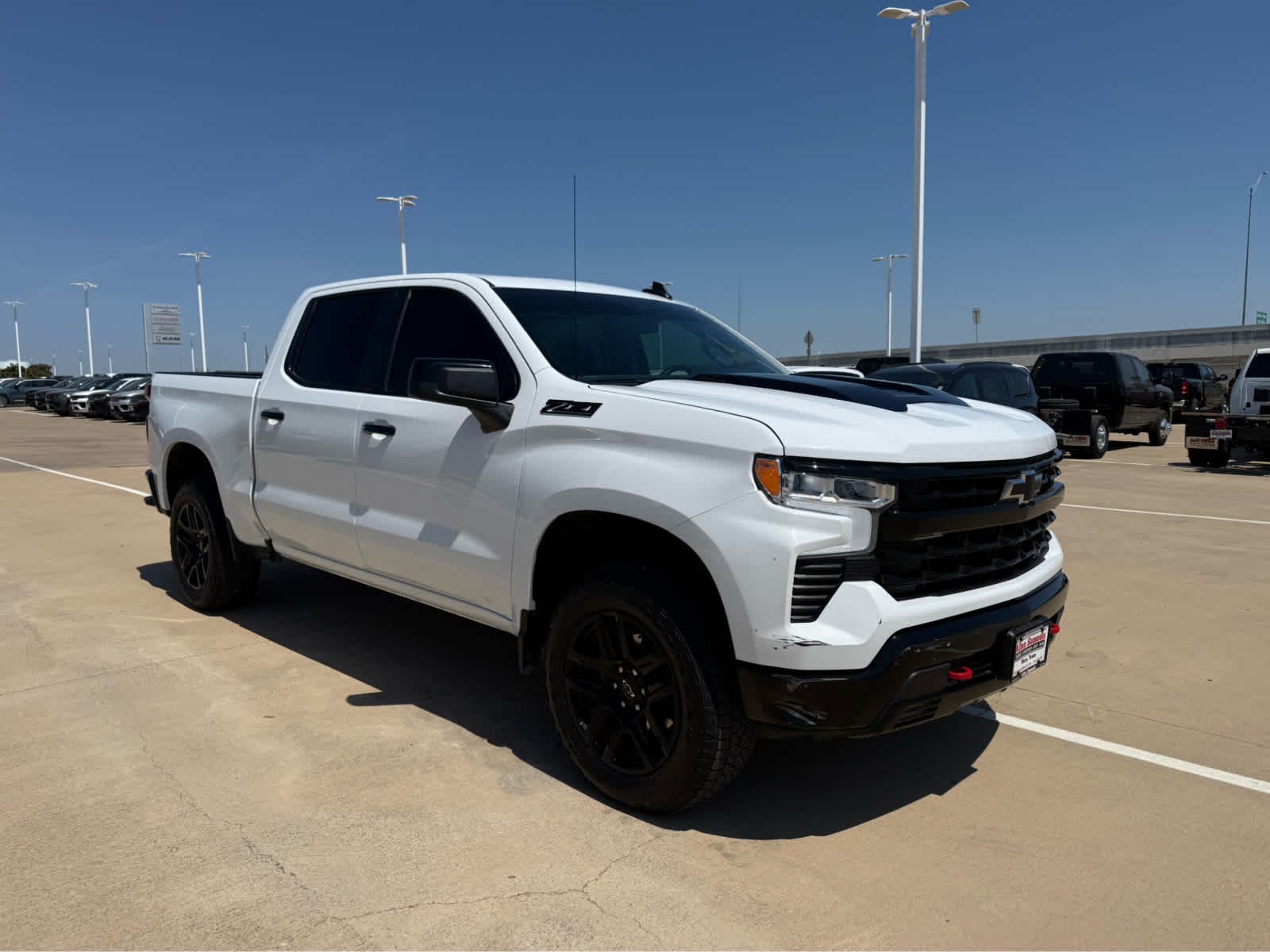 Used 2025 Summit White Chevrolet LT Trail Boss image 4